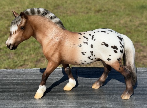 Breyer 2020 web special goji - web,